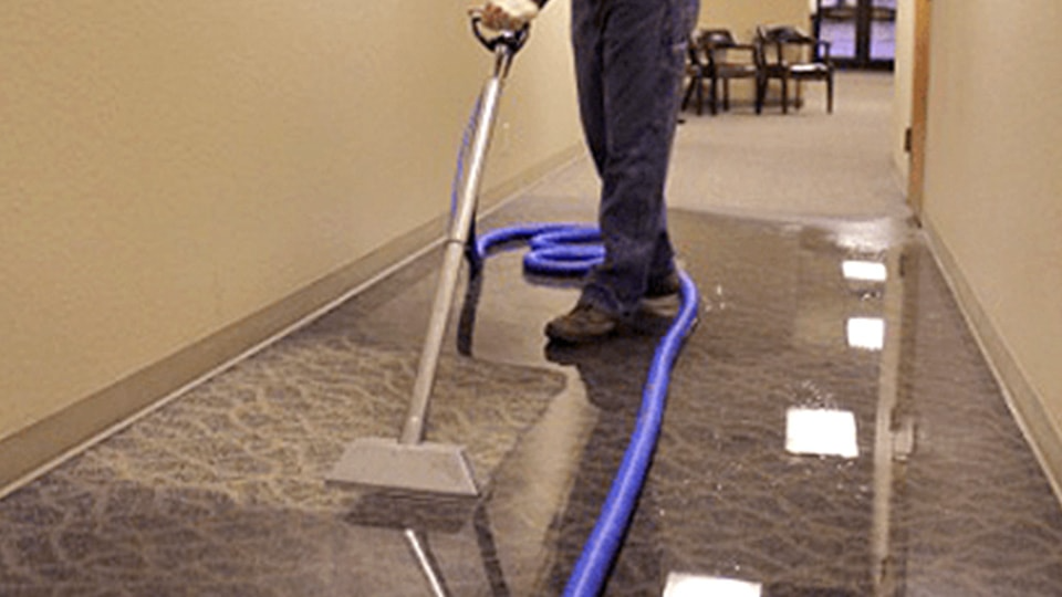 When To Call A Water Restoration Company | Mr. Clean Carpet Clean